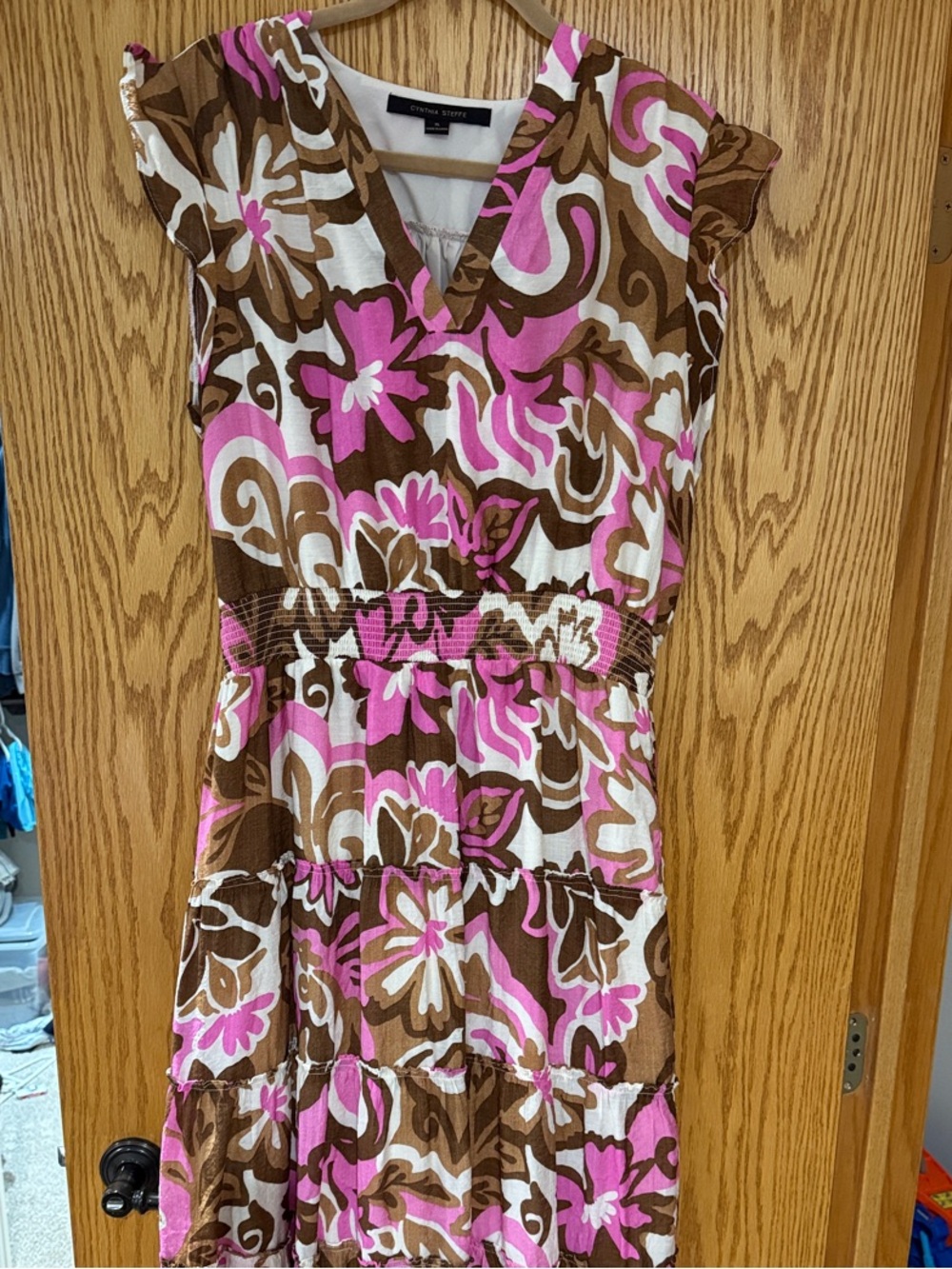 Cynthia Steffe, XL, Floral Pink and Brown Tiered V-Neck Maxi Dress